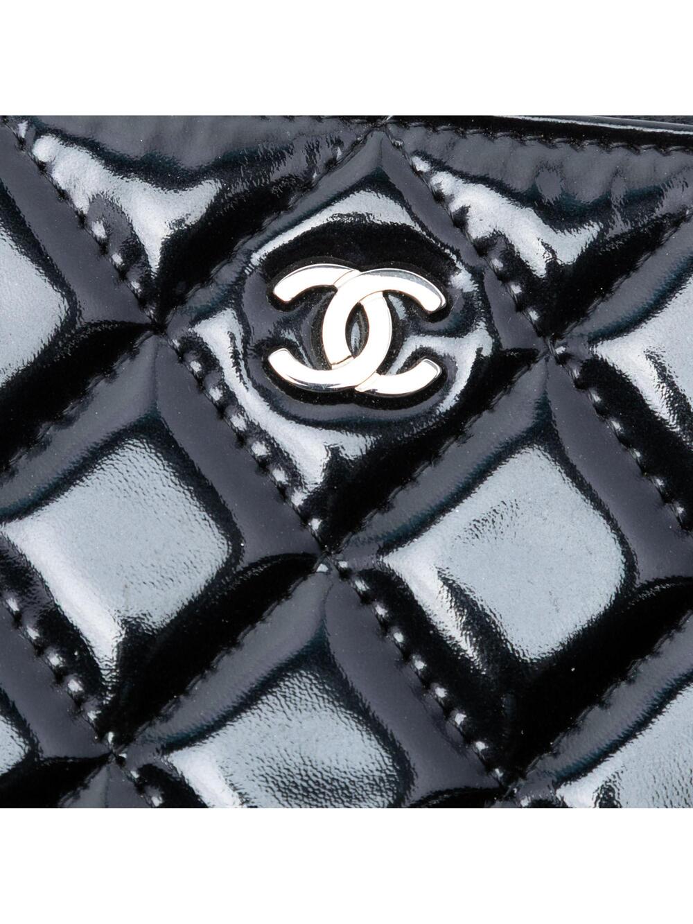 Chanel O Case Clutch Quilted Patent #274717C10B - Picture 6 of 7
